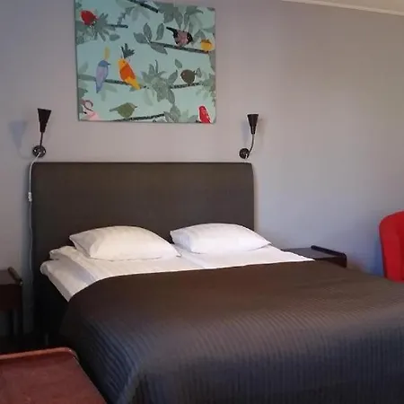 Hotel Basto & Konferens 3*